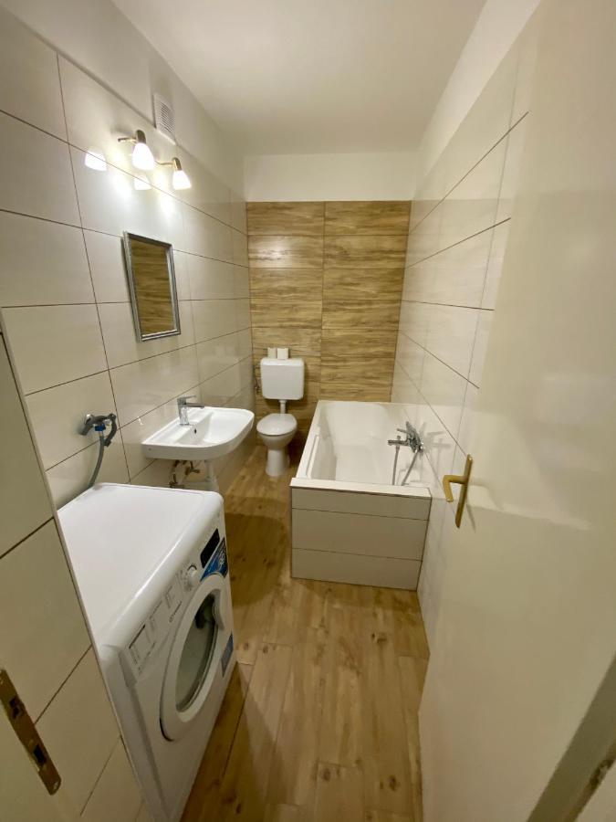 Hajdúszoboszló Amarin Apartments מראה חיצוני תמונה