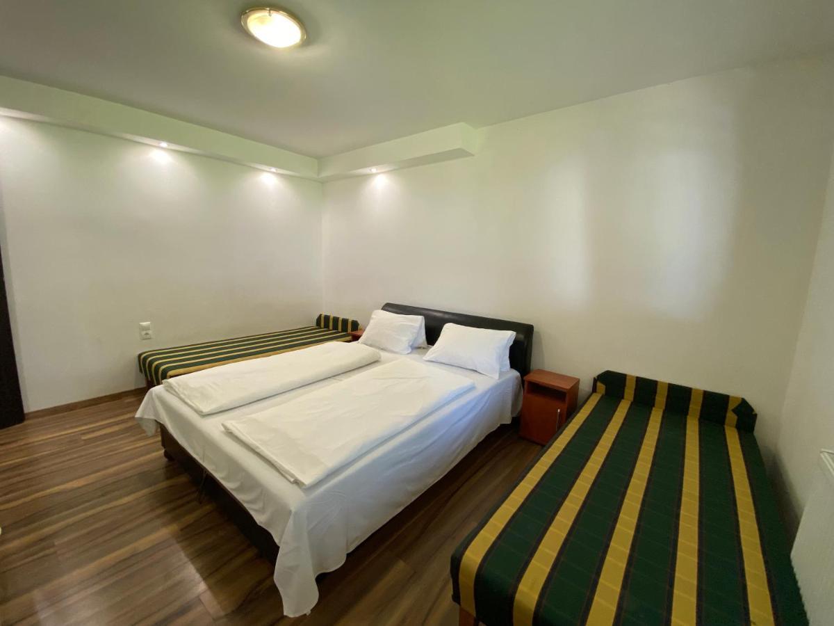 Hajdúszoboszló Amarin Apartments מראה חיצוני תמונה