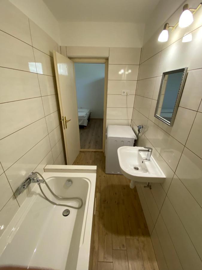 Hajdúszoboszló Amarin Apartments מראה חיצוני תמונה